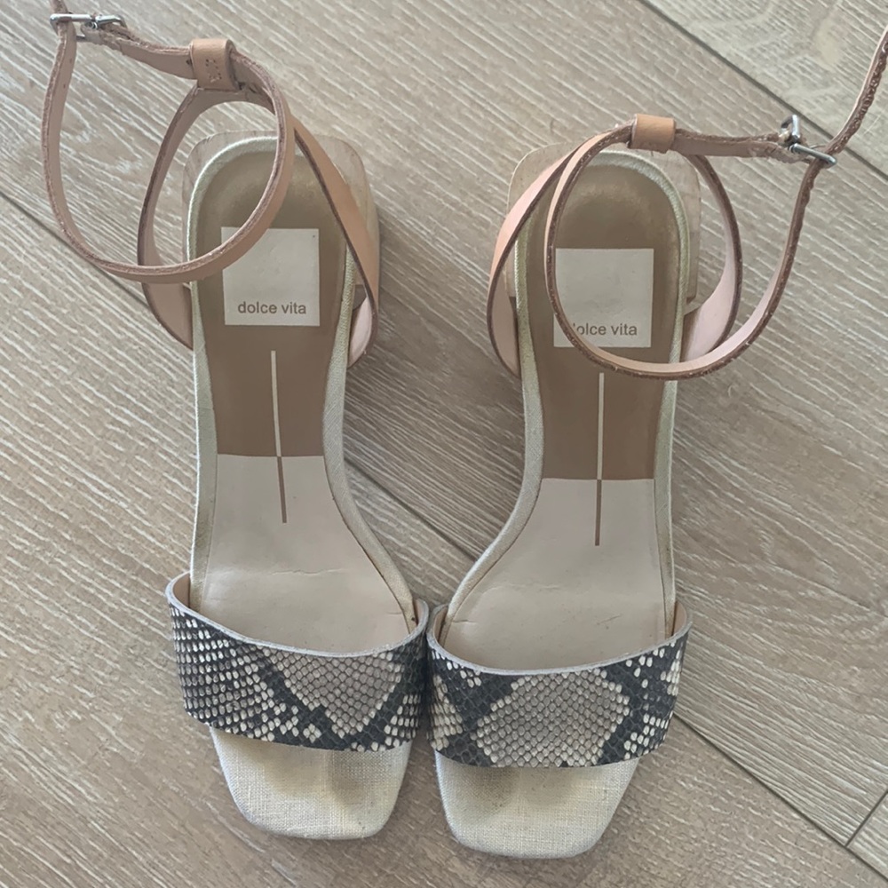 Dolce Vita Zarita Sandal